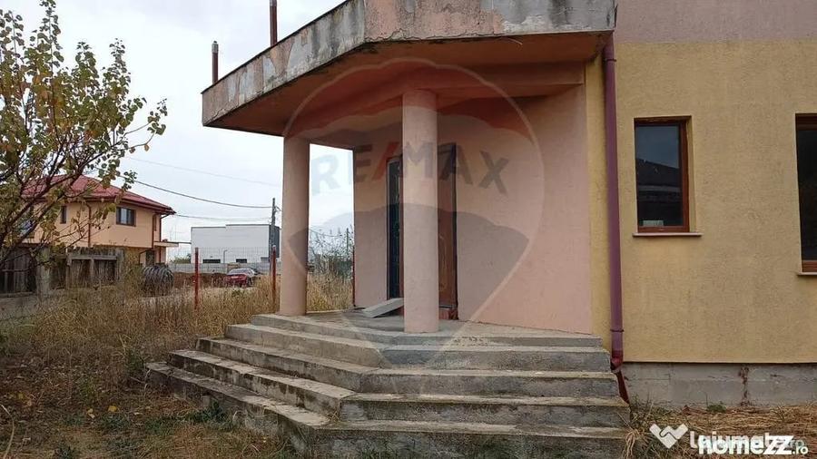 Casă cu 3 camere cu Teren 570 Mp în Săftica