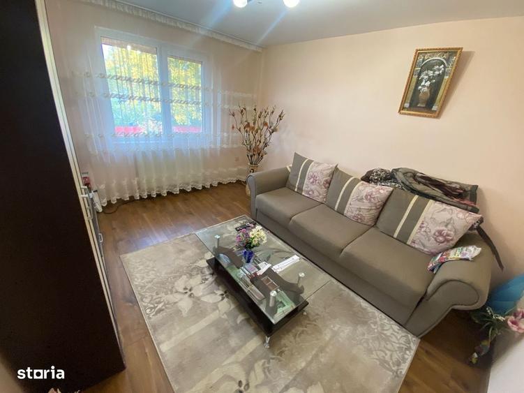 Casă cu 4 camere în Dancu