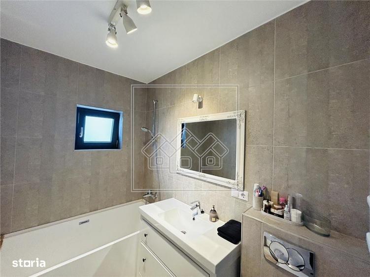 Apartament cu 3 camere în Șelimbăr