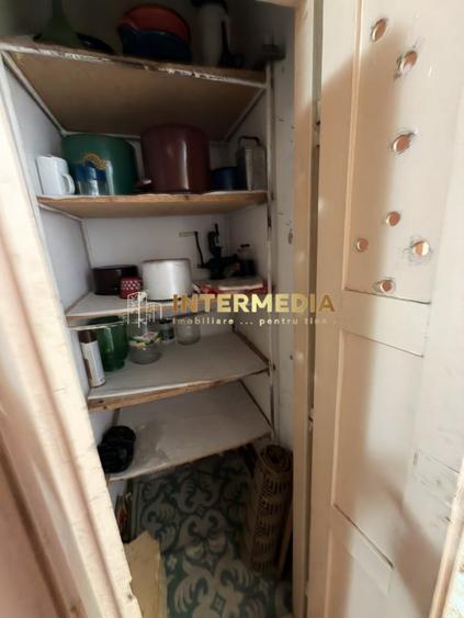 Apartament cu 2 camere decomandat, mobilat în Cetate