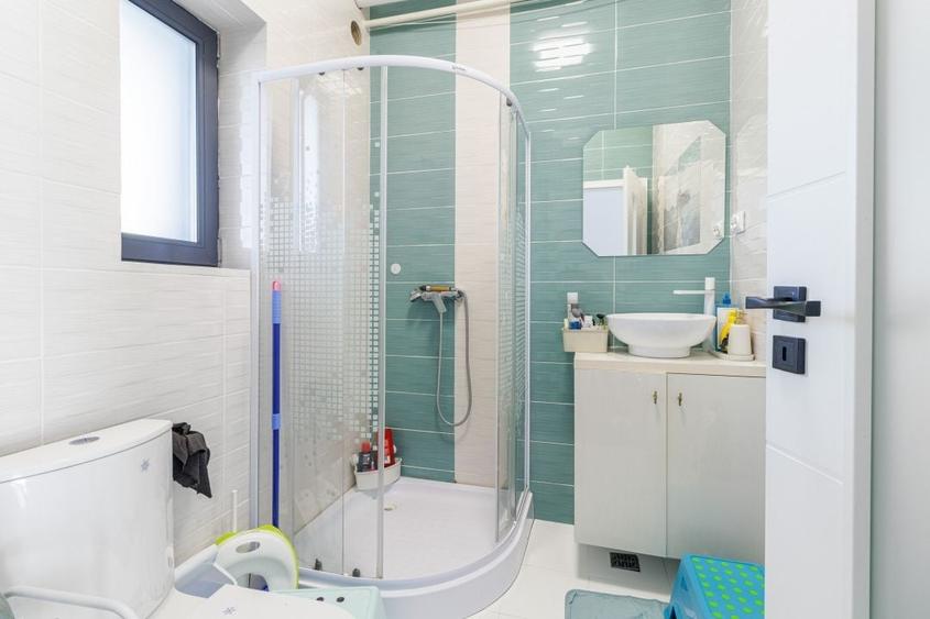 Duplex cu 4 camere cu Canalizare în Corbeanca