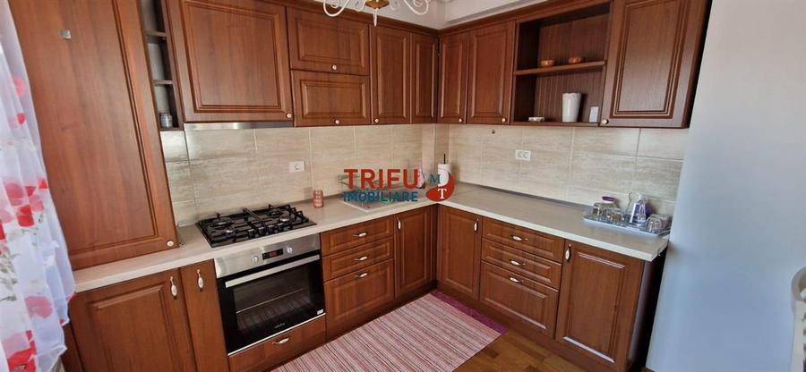 Apartament cu 2 camere decomandat, mobilat în Ampoi 1