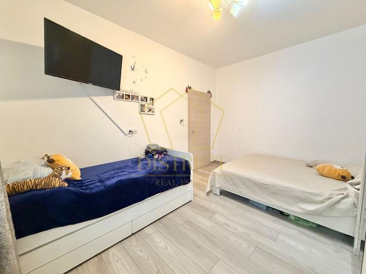 Apartament cu 2 camere semidecomandat, mobilat în Giroc