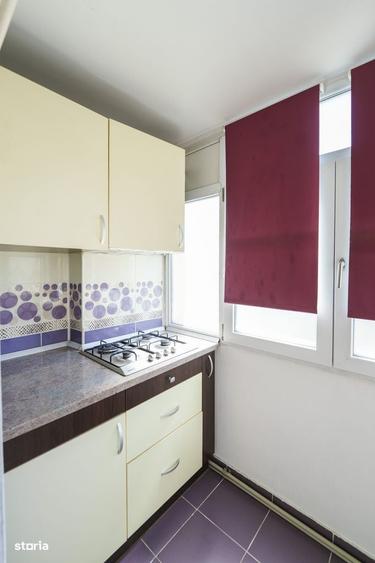 Apartament cu 3 camere decomandat în Albești