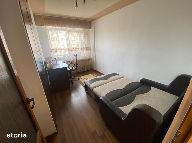 Apartament cu 4 camere în Central