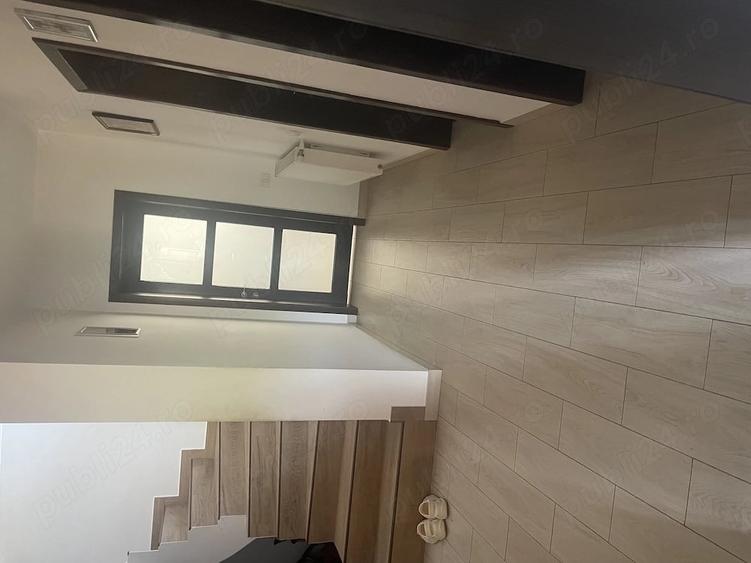 Casă cu Teren 300 Mp în Central