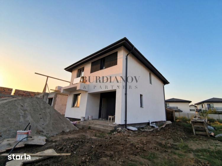 Casă cu 4 camere cu Teren 310 Mp în Central