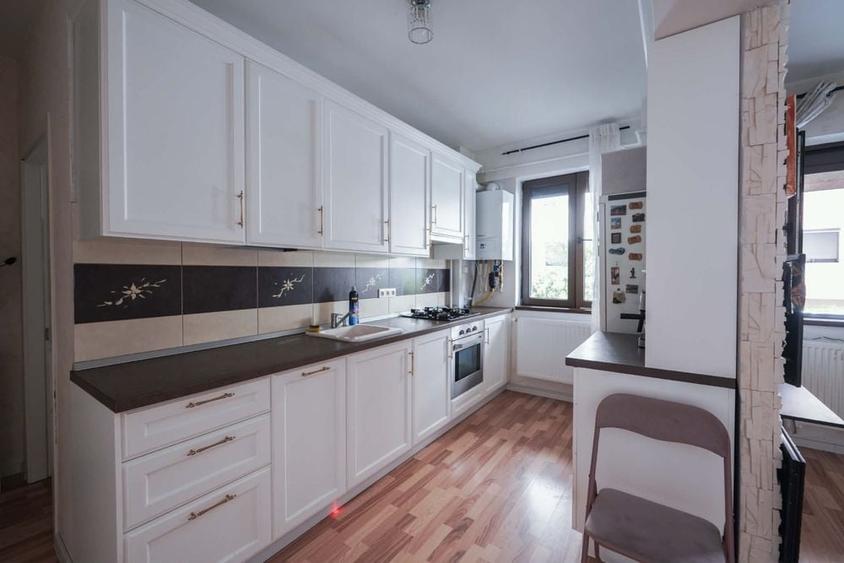 Apartament cu 2 camere în Jiului