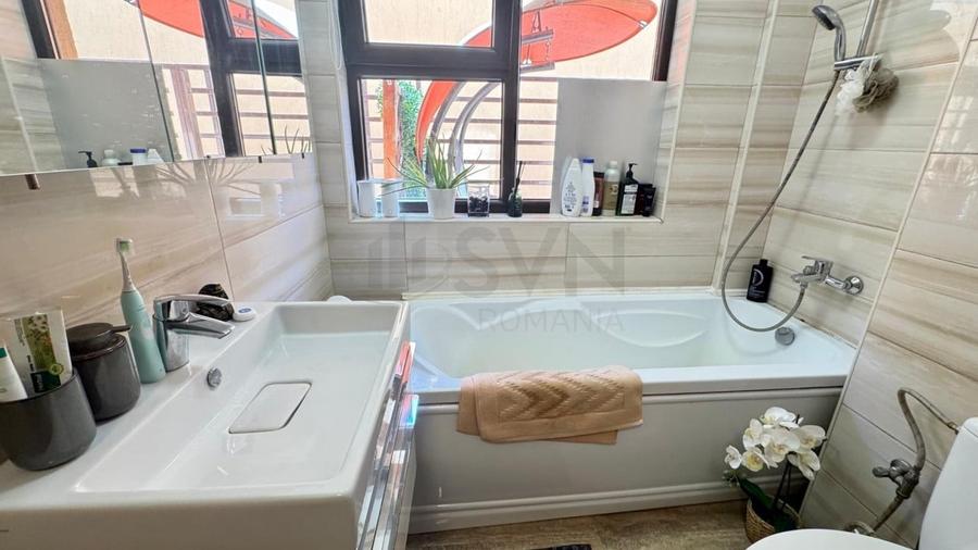 Apartament cu 3 camere decomandat, mobilat în Băneasa