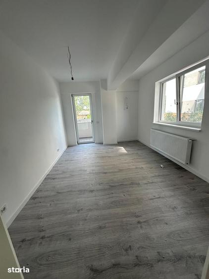 Apartament cu 3 camere decomandat în Frumoasa