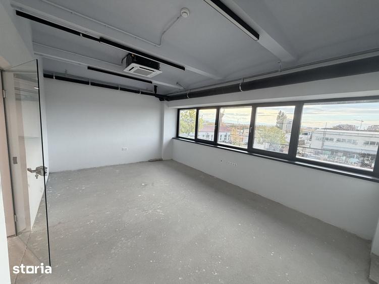 Spațiu comercial, de 564 mp, în Central