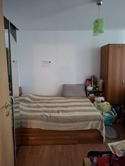 Apartament cu 3 camere decomandat în Dristor