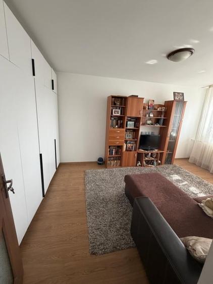 Apartament 3 camere, decomandat, 71.11 mp, zona Simplon, Brazda - 2
