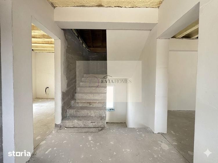 Casă cu 4 camere cu Teren 468 Mp în Apahida