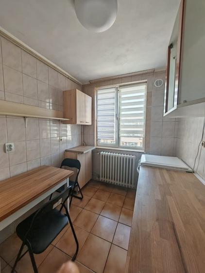 Apartament cu 3 camere în Colentina