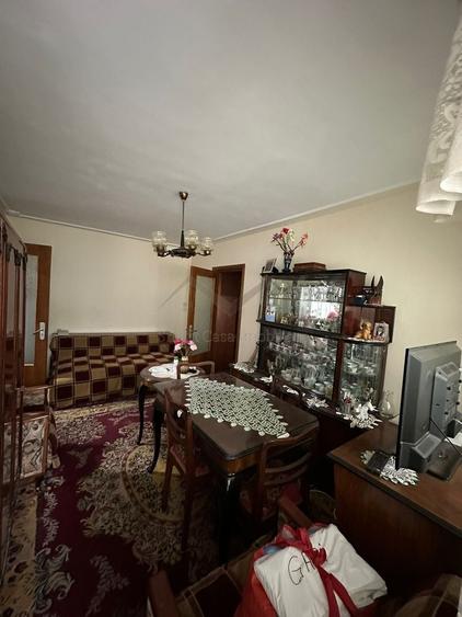 Apartament cu 2 camere semidecomandat în Tătărași