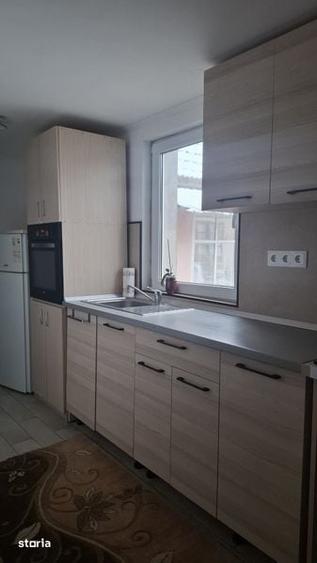 Casă cu 2 camere cu Teren 80 Mp în Decebal