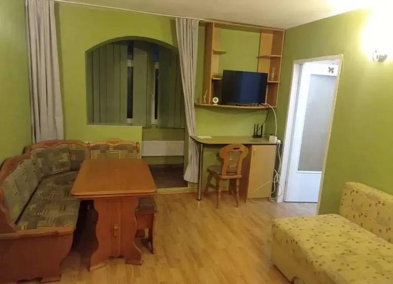 Apartament cu 2 camere nedecomandat, mobilat în Tătărași