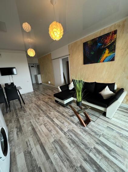 2 camere Mamaia, zona hotel Rex, 63mp utili total ,vedere frontala la mare - 4