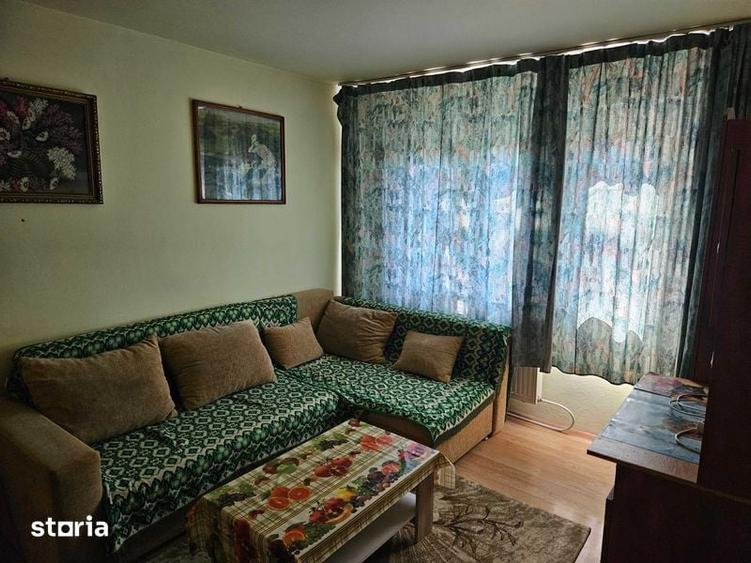 Inchiriez Apartament cu 2 camere - 1