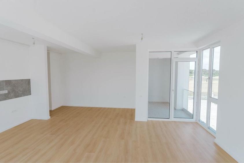 Apartament cu 2 camere decomandat în Torontalului