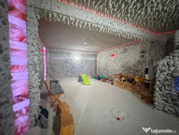 Casă cu 5 camere cu Teren 1500 Mp în Braniște (Podari)