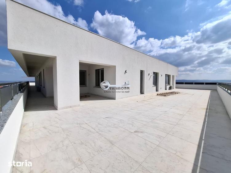 Apartament cu 3 camere decomandat în Galata