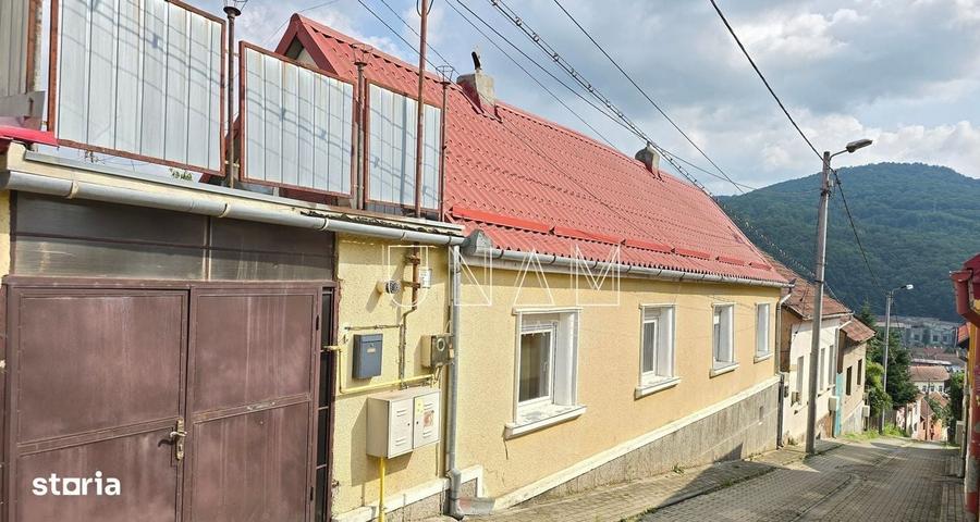 Casă cu 4 camere în Muncitoresc