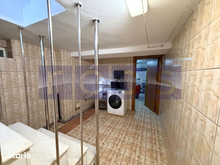 Casă cu 5 camere cu Canalizare în Ion Creangă