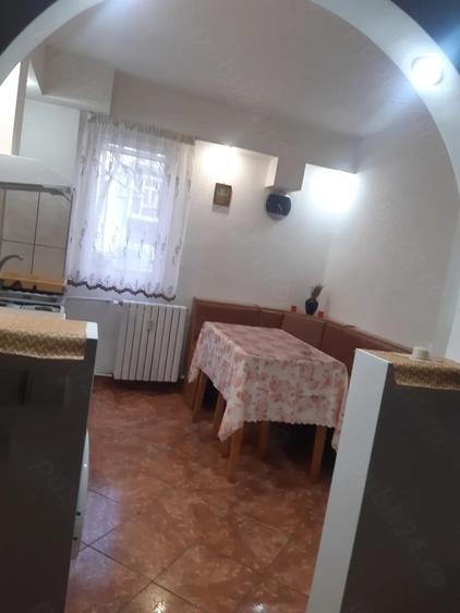 Apartament cu 2 camere semidecomandat în Brazda lui Novac