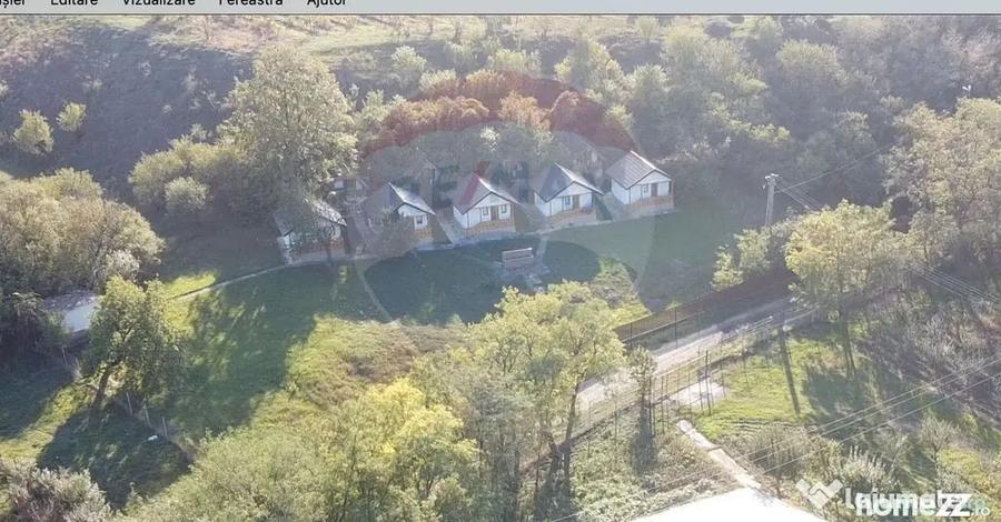 Spațiu comercial, de 1,700 mp, în Obrejița