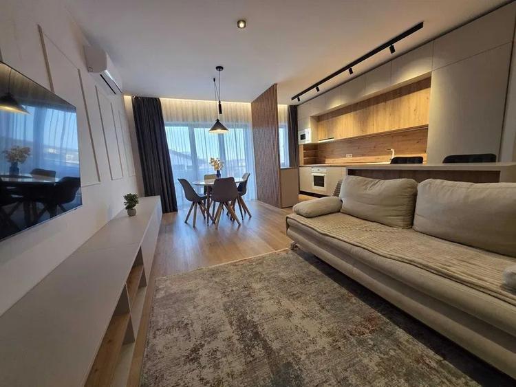 Apartament cu 3 camere, mobilat în Pipera