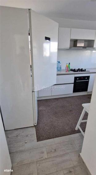 Casă cu 4 camere cu Teren 300 Mp în Central