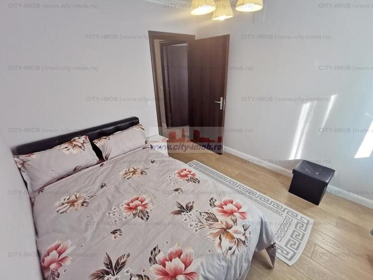 Apartament cu 3 camere decomandat în Băneasa