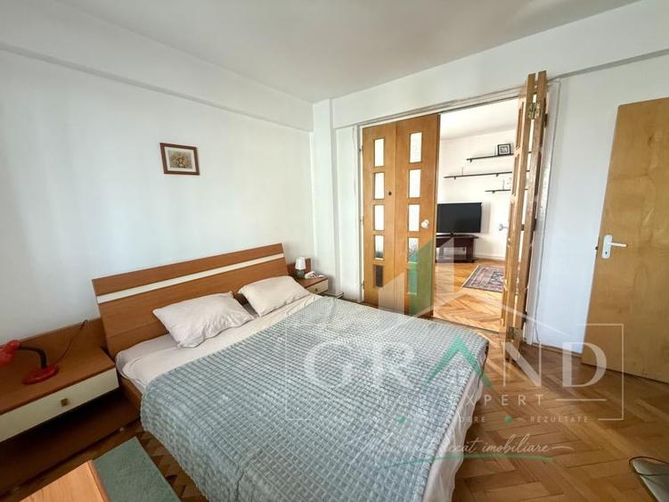 Apartament cu 4 camere decomandat, mobilat în Zorilor