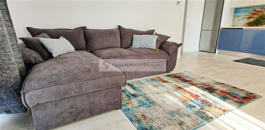 Apartament cu 2 camere semidecomandat, mobilat în Băneasa