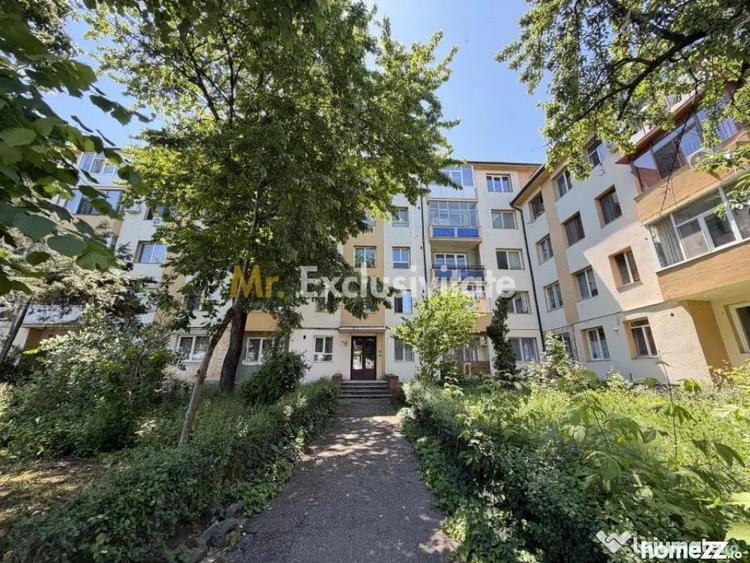 Apartament cu 2 camere semidecomandat în Central