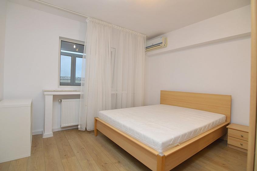 Apartament cu 3 camere decomandat, mobilat în Unirii