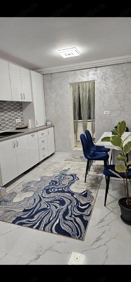 Apartament cu 3 camere decomandat în Dorobanți 2