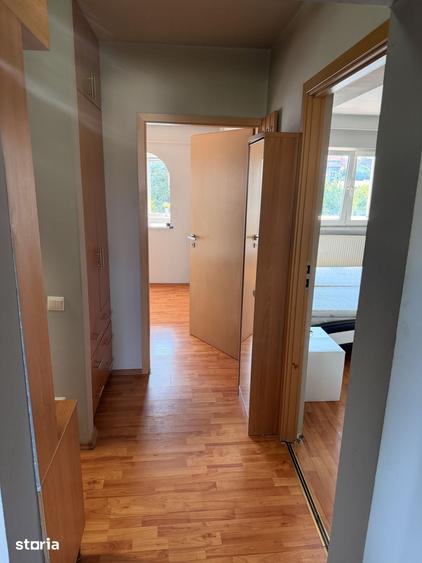 Apartament cu 3 camere în Tineretului