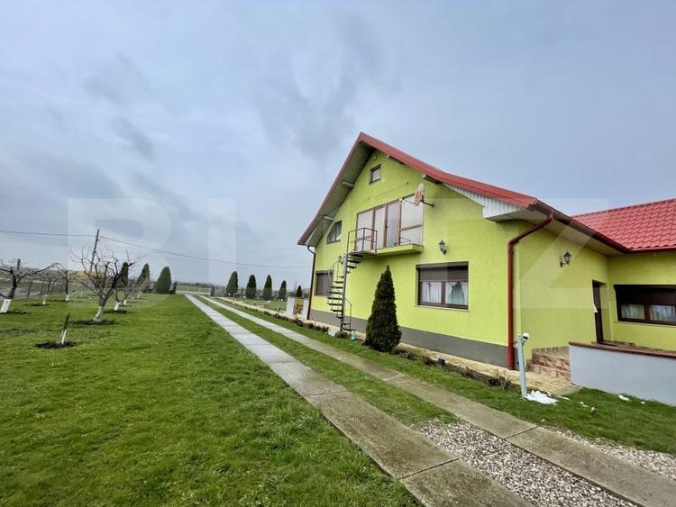 Casă individuală cu 5 camere cu Canalizare în Vadu Moldovei