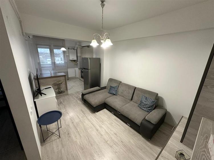 Apartament cu 2 camere decomandat, mobilat în Păcurari