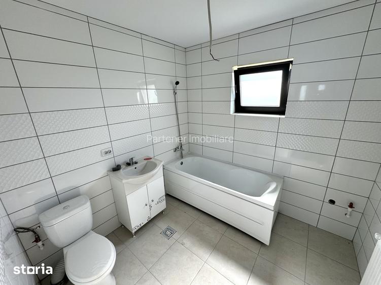 Placa! ASFALT! 400 mp teren! Casa 3 camere, Horpaz