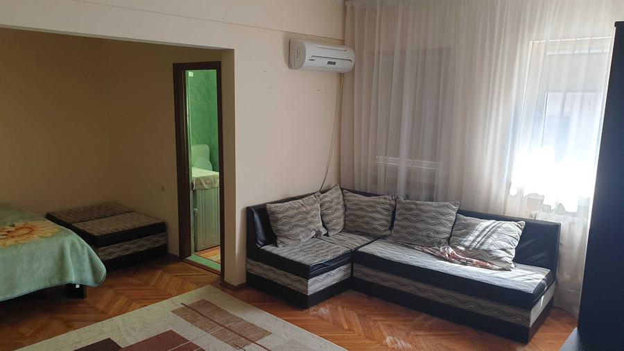 Garsonieră decomandată în Exterior Vest