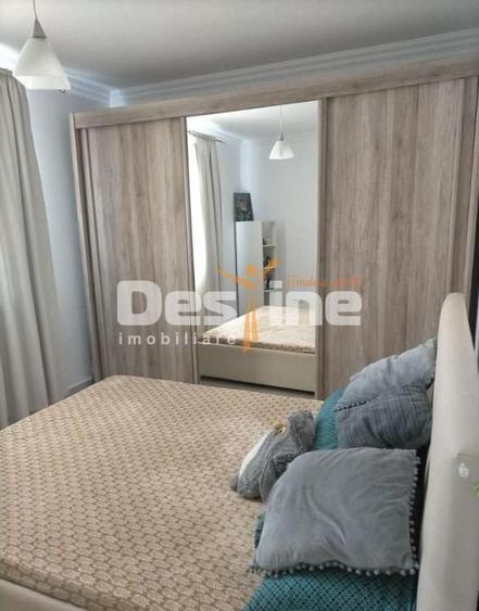 Apartament cu 3 camere decomandat, mobilat în Dumbrăvița