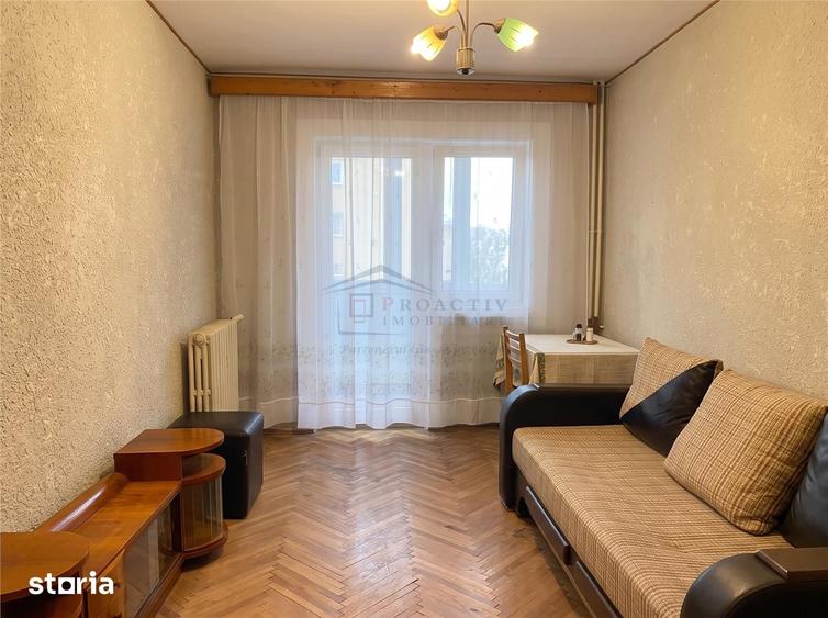 Apartament cu 3 camere decomandat în George Enescu