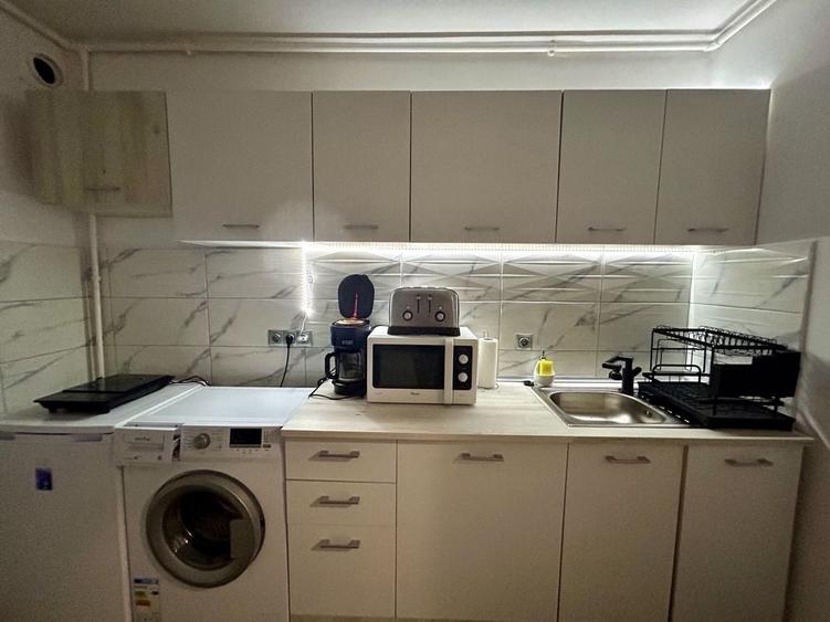 Garsonieră decomandată în Lazaret