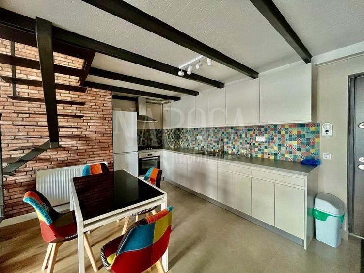 Apartament cu 3 camere semidecomandat în Central