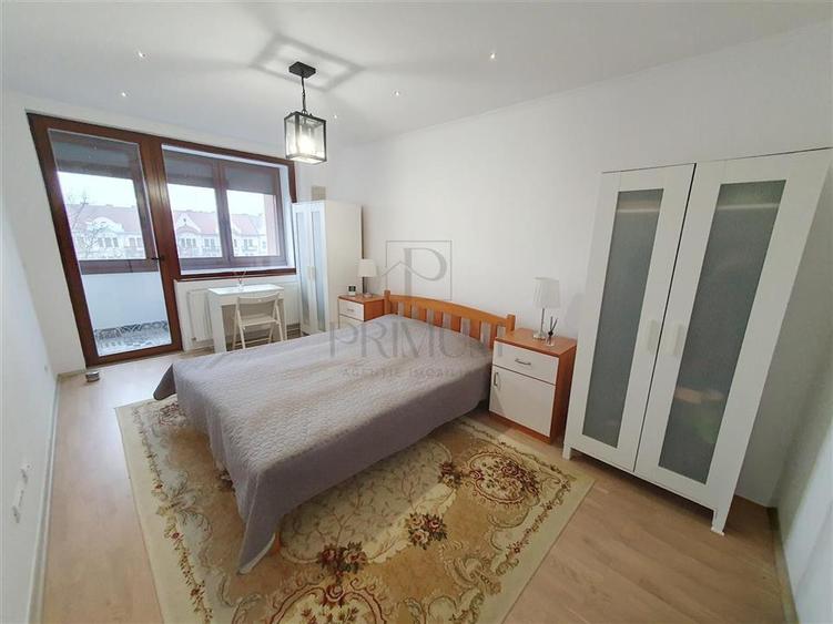 Apartament cu 3 camere semidecomandat, mobilat în Iosefin