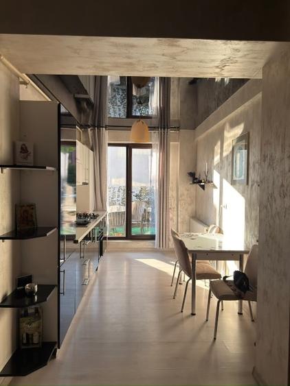 Apartament cu 2 camere semidecomandat, mobilat în Nord-Vest